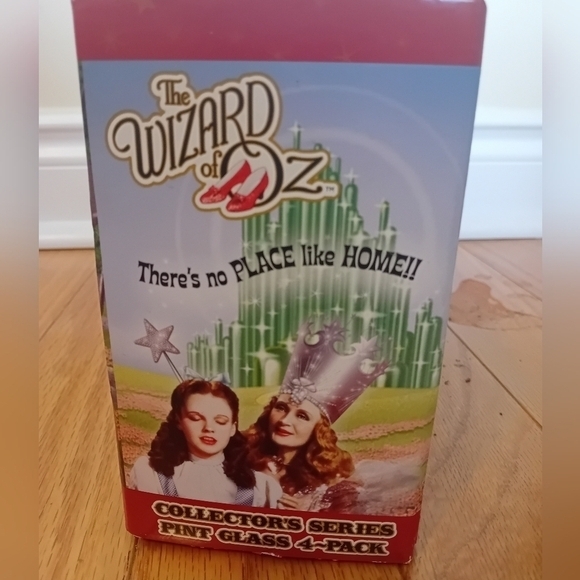 Vintage BNIB Wizard Of Oz Collector's Pint Glass 4 Pack - Picture 9 of 13